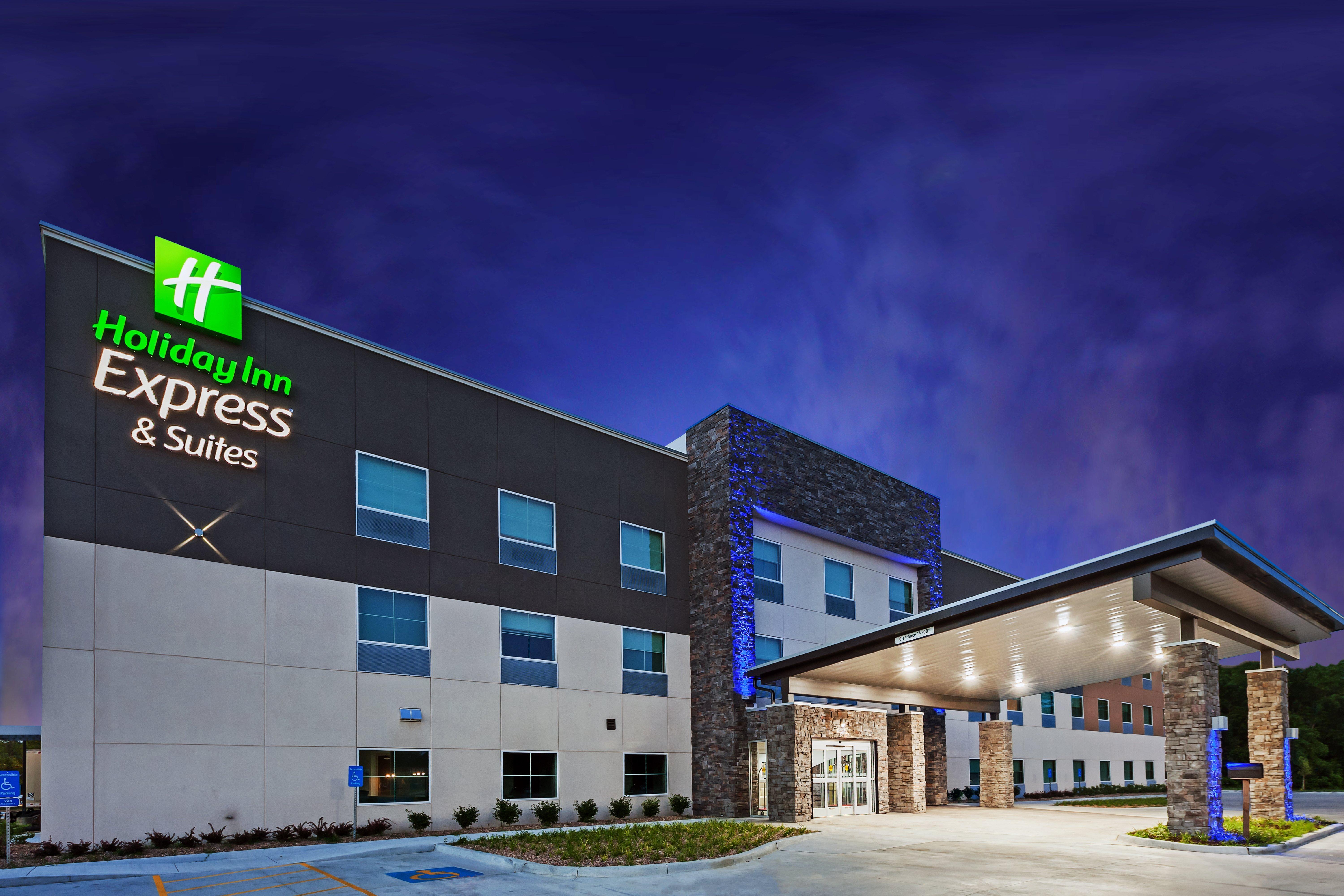 Holiday Inn Express & Suites - Coffeyville By Ihg Εξωτερικό φωτογραφία