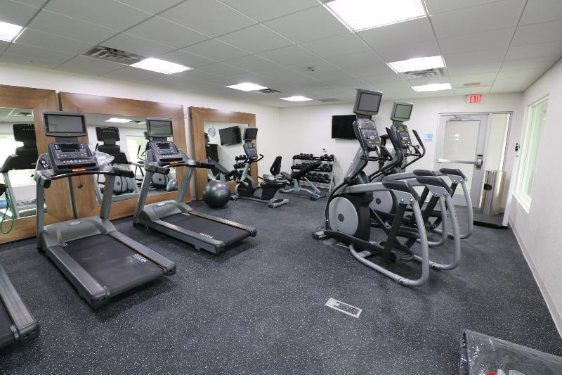 Holiday Inn Express & Suites - Coffeyville By Ihg Εξωτερικό φωτογραφία