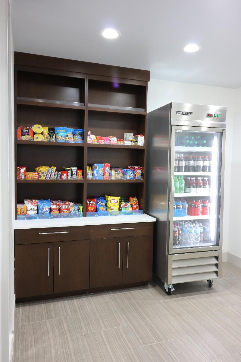 Holiday Inn Express & Suites - Coffeyville By Ihg Εξωτερικό φωτογραφία